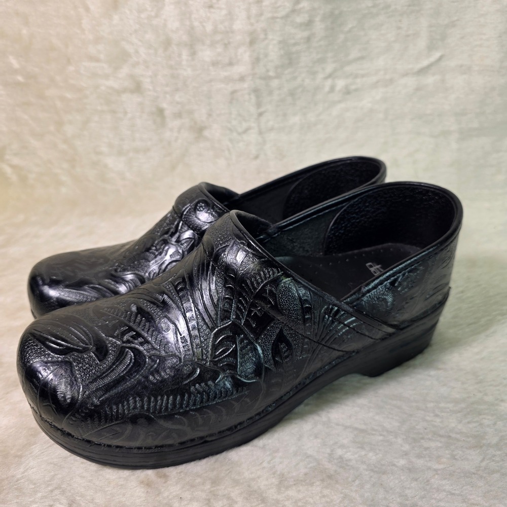 Dansko Professional Clogs Black Tooled Leather Floral Nursing Women 42 11 NEW